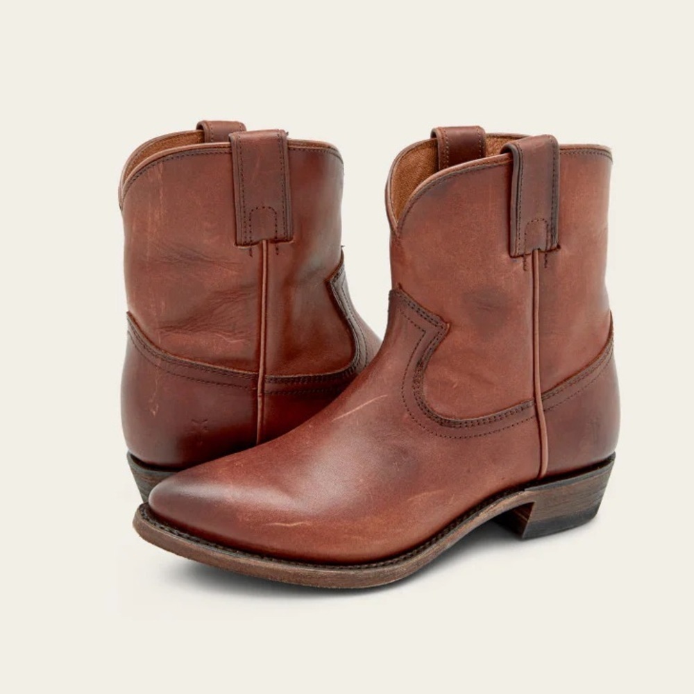 Frye Billy Short Leather Booties in Cognac